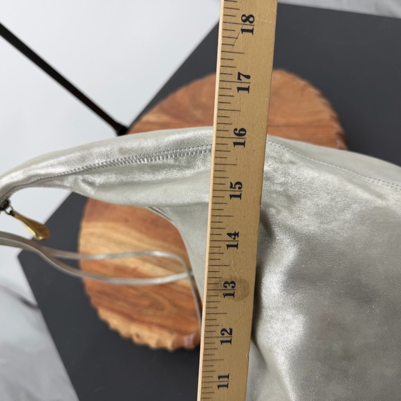 Hobo international Kindred silver metallic Leather Hobo bag braided handle - Picture 9 of 12